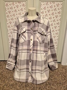New Thread & Supply Cozy Plaid Teddy Jacket in Tan & Cream Size M/L